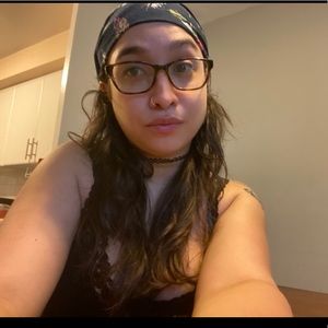 Meet your Posher, Fariba